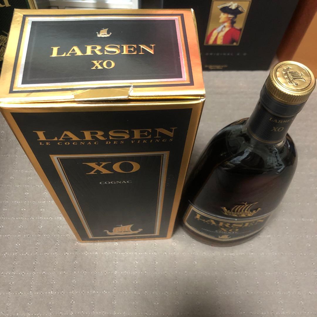 LARSEN XO コニャック　７００ml