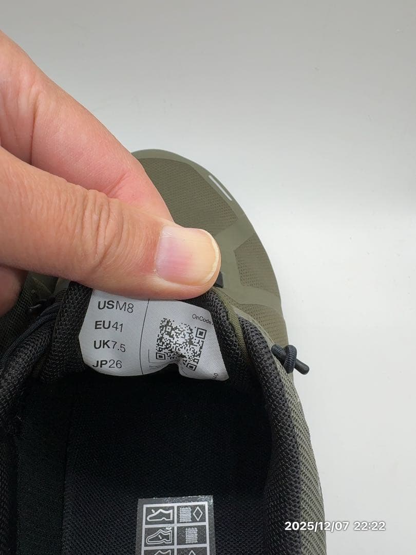 S*ん様 ON 防水Cloud5 Waterproof メンズ26cm オリーブ