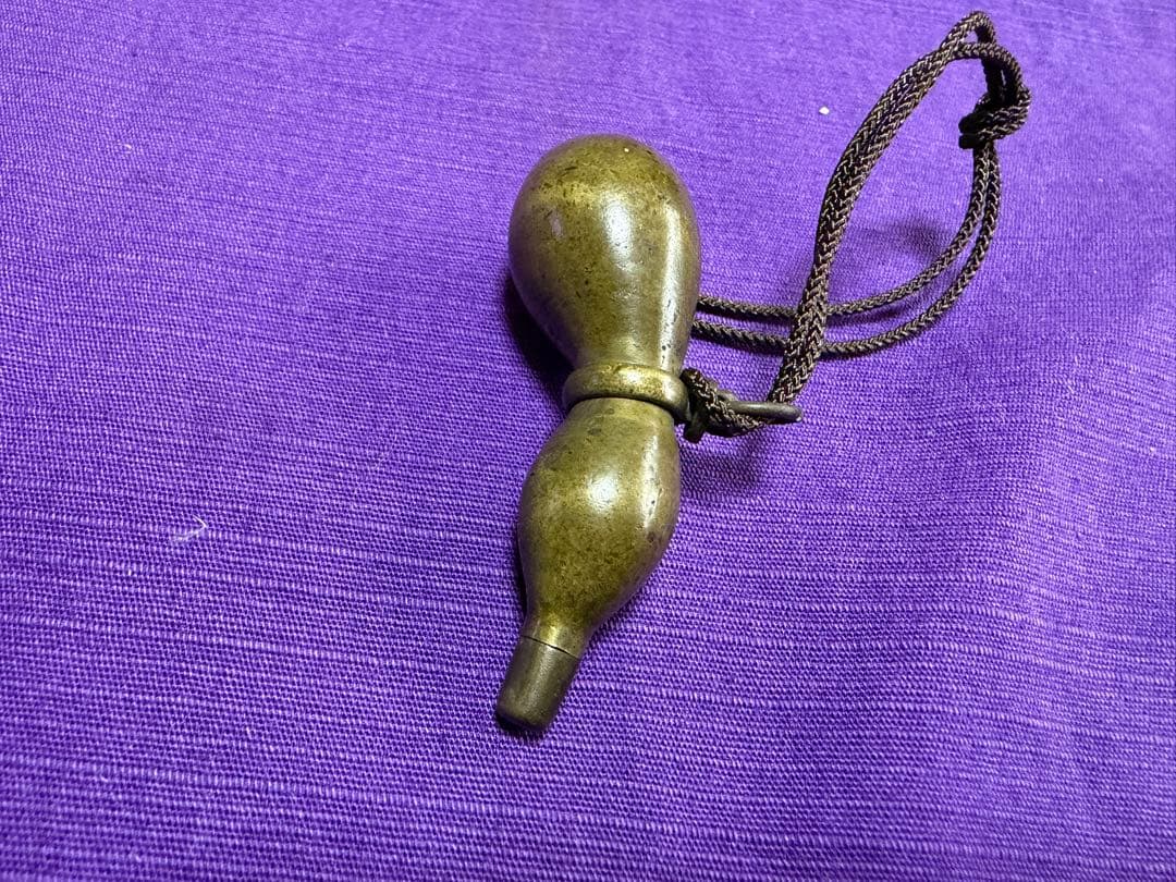 時代物　根付　黄銅製　瓢箪（提げ物印籠netsuke煙草入れ煙管入れ香炉