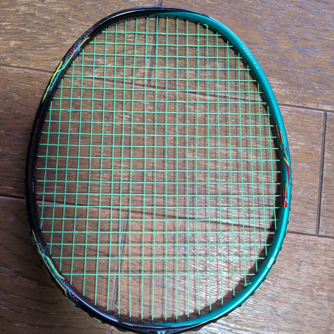 曇YONEX バドミントンラケット