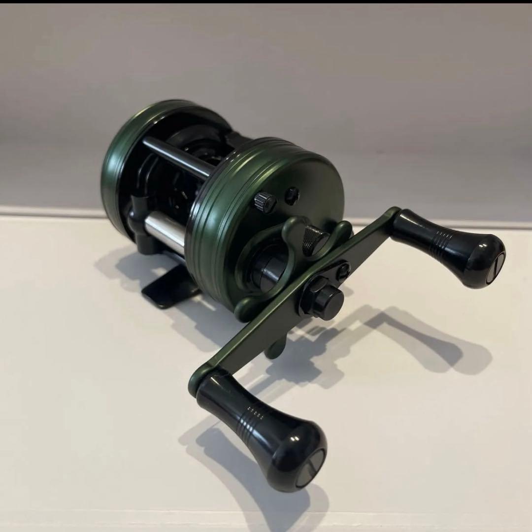 Ｃｕｇａｔｔｉ　ＢＨ３００　バス　トラウト　渓流　丸型　ベイトフィネスリール