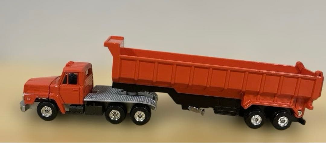 トミカダンディ046日産ディーゼル トレーラーダンプ
