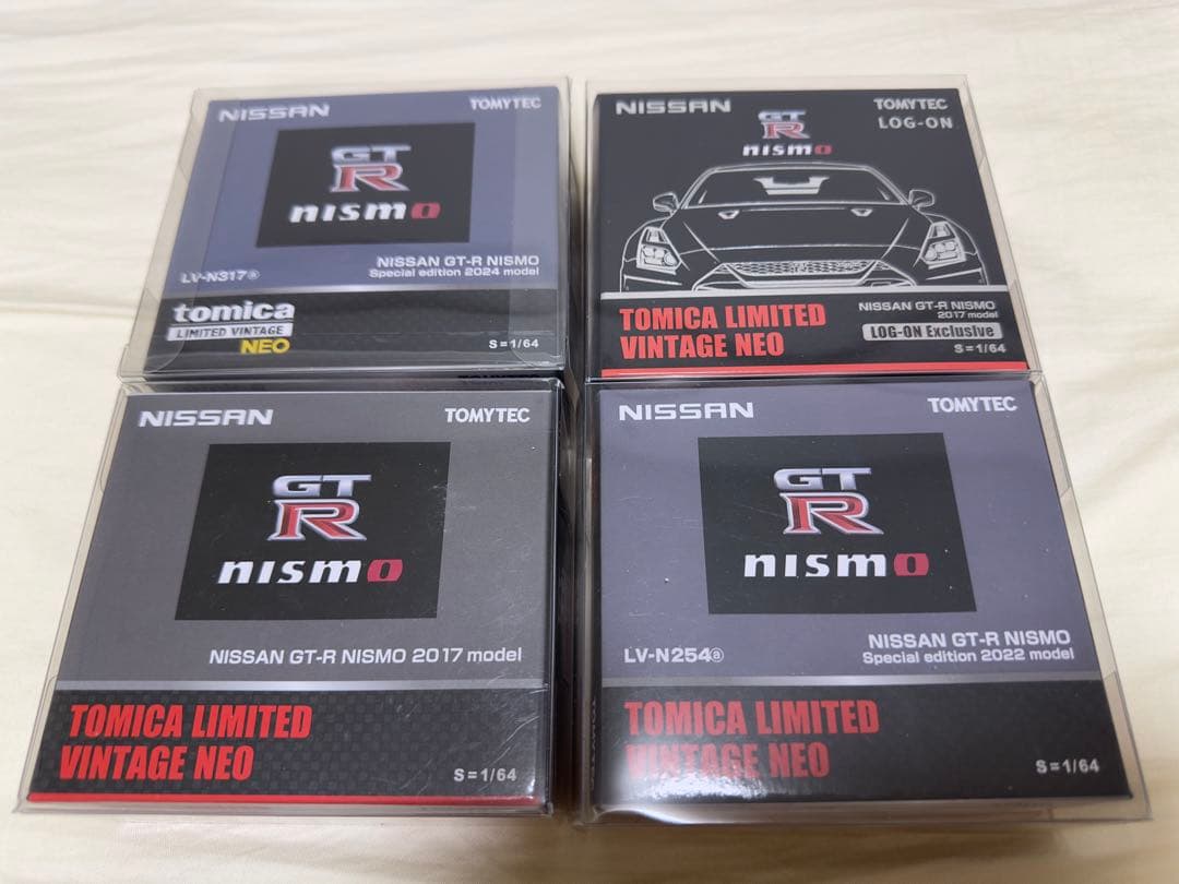 1/64 トミカリミテッドヴィンテージ　スカイライン　GT-R　R35　セット