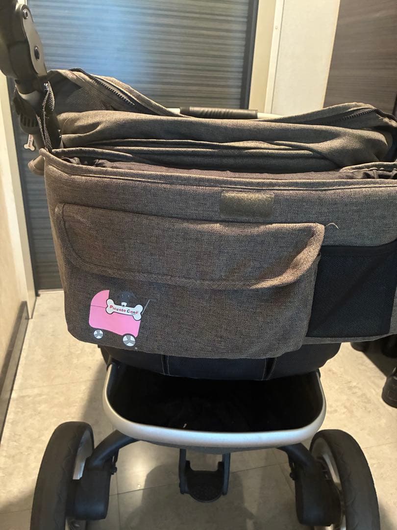 ピッコロカーネ　ベント　カーキ色