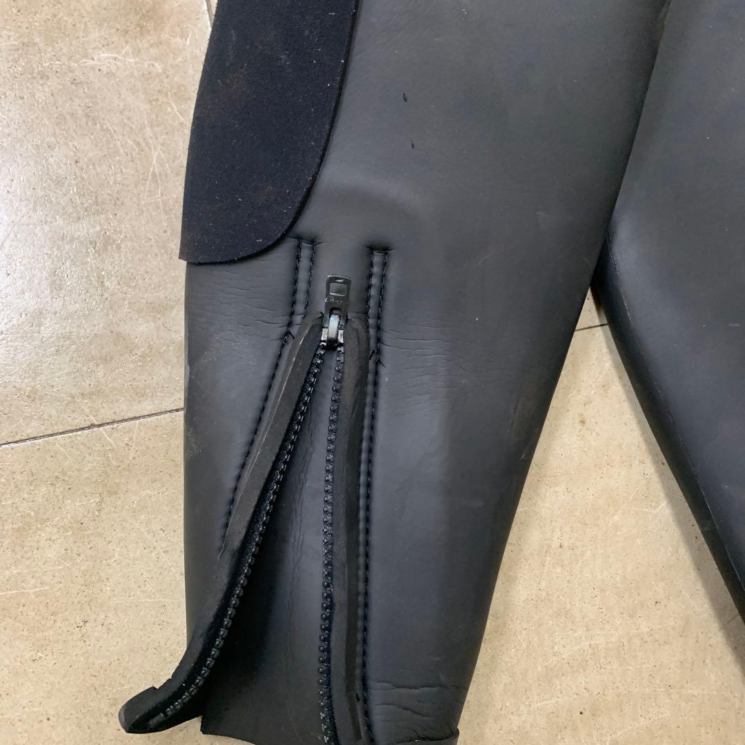 ブラックフルスーツ ネオプレン製