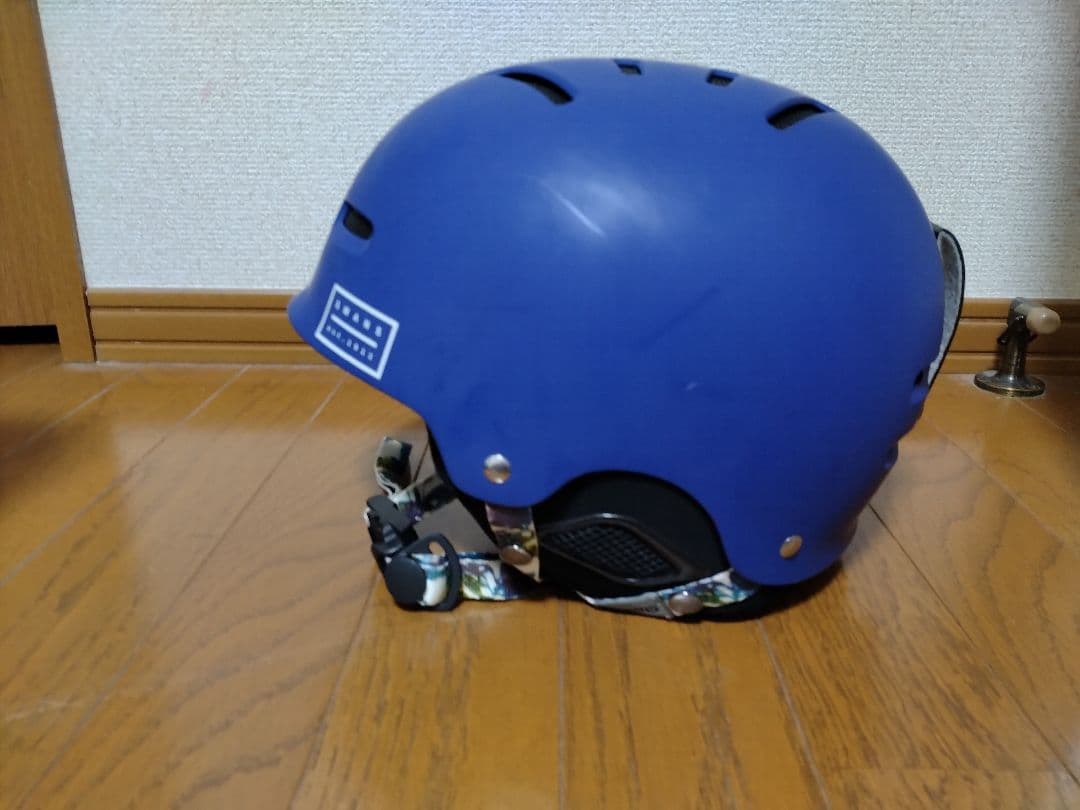 ジュニア用スキー板　ブーツ　ヘルメットセット