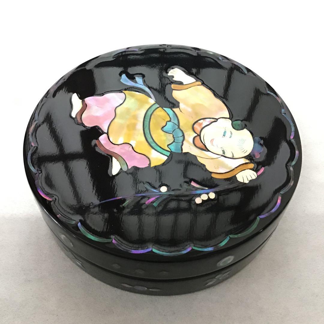 茶道具　高岡漆　青貝唐子　香合　貢山(蔵川建三)作　螺鈿　栞　共箱　S148KG