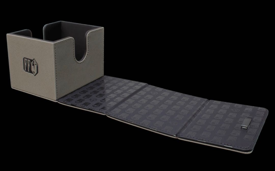 【１個】【未使用・箱無し】MTG FF Ⅶ セフィロス デッキボックス①