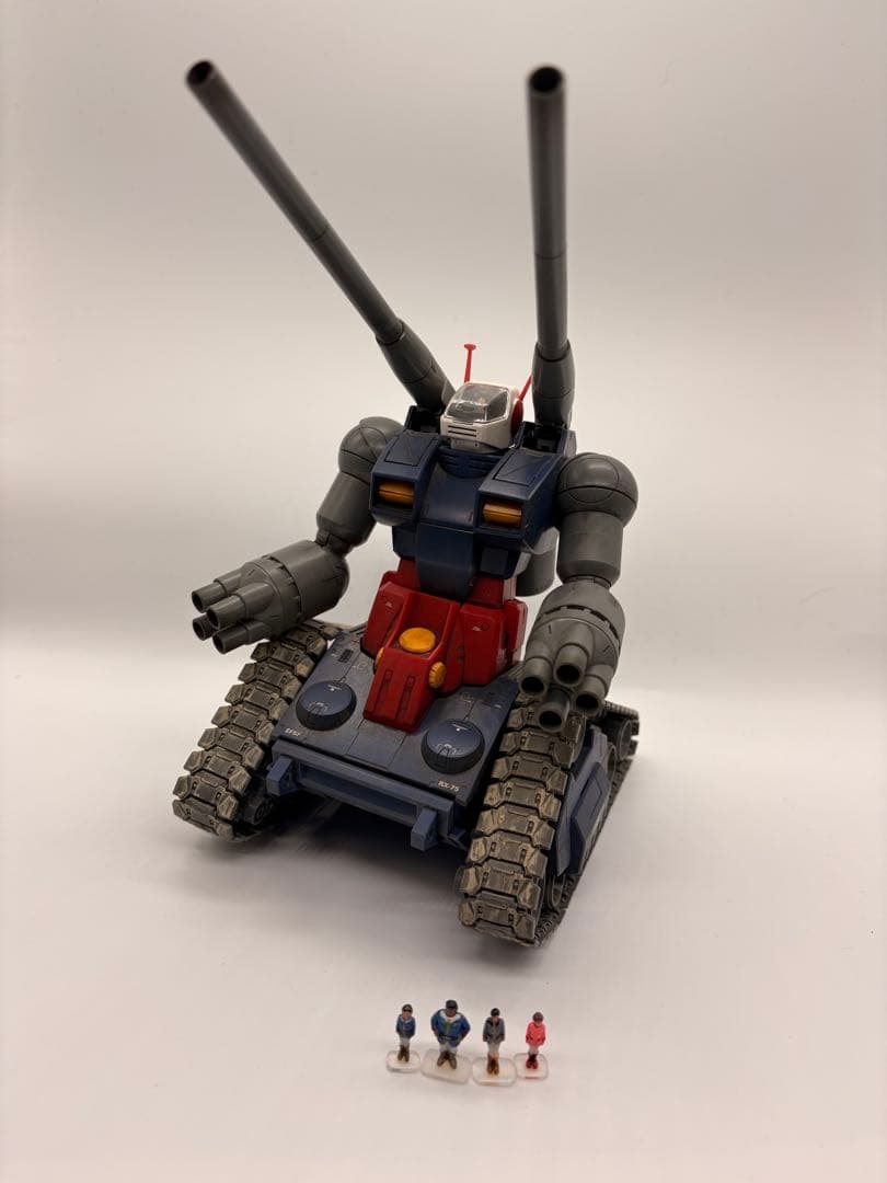 【斉の】ガンプラ完成品　MG 1stシリーズ5体セット+アクションベース