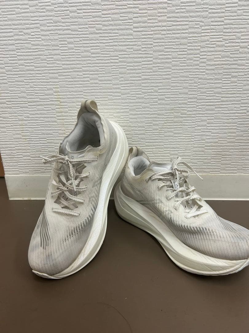 アシックス　メガブラスト　MEGAblast 26.0