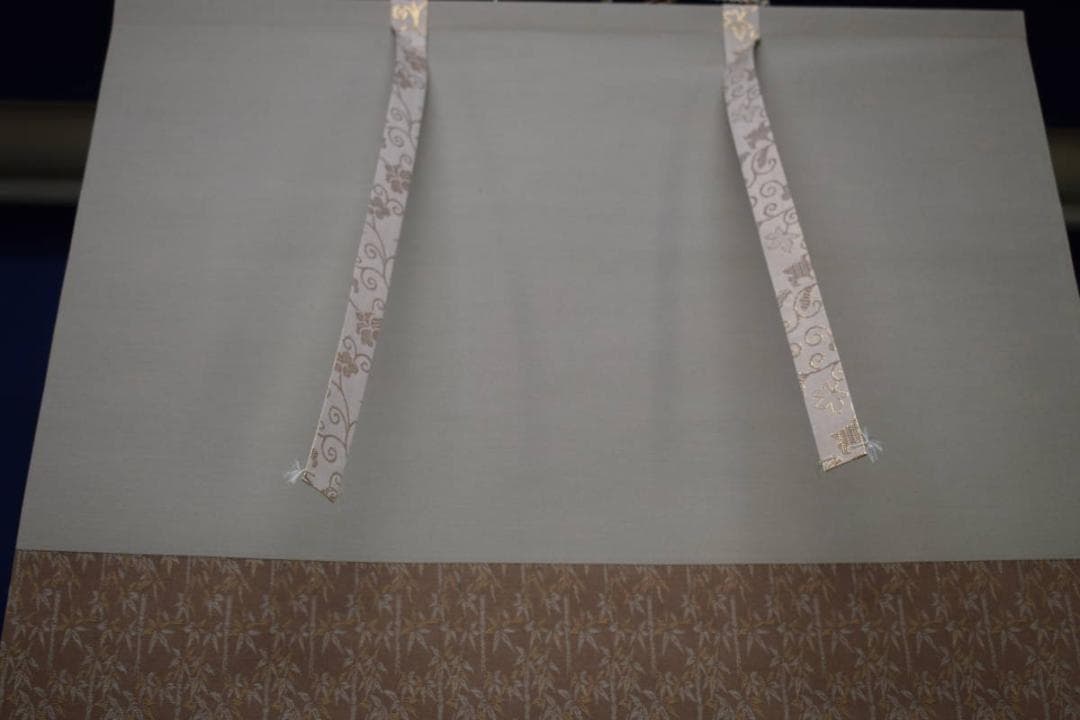 複製/川合玉堂/磯の朝/浜辺人物舟図/工芸/桐共箱付/布袋屋掛軸HI-412