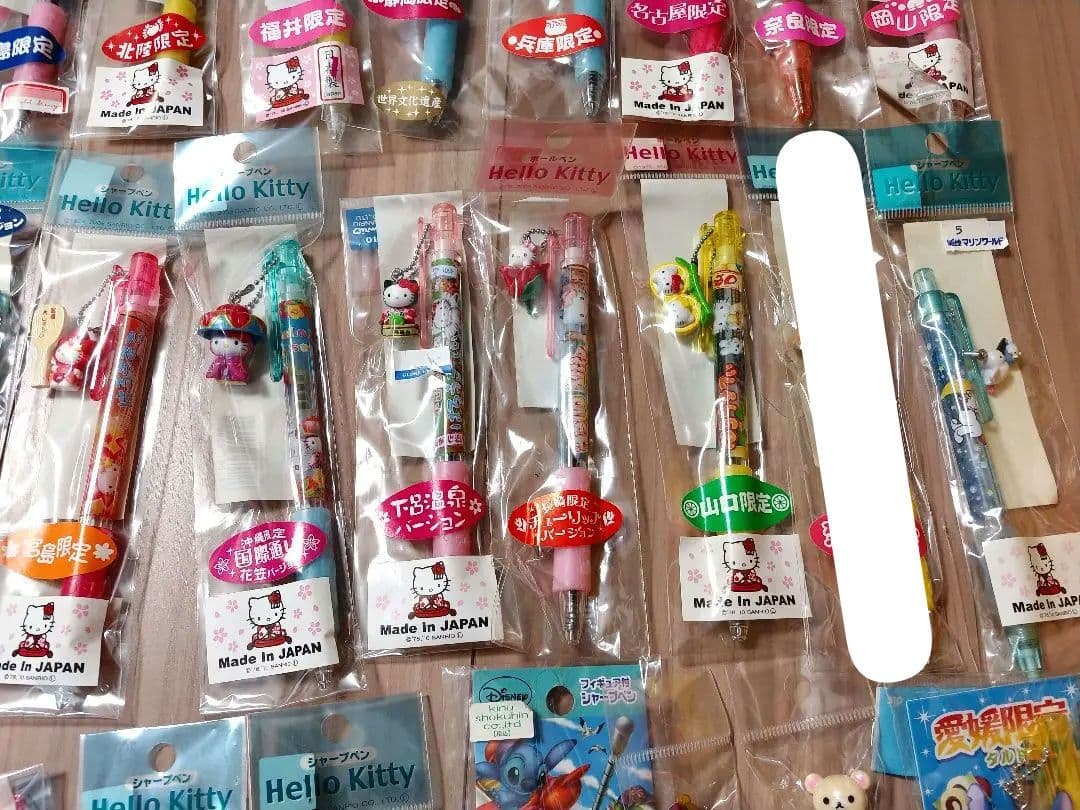ご当地ハローキティ　シャーペン　ボールペン　３６本セット