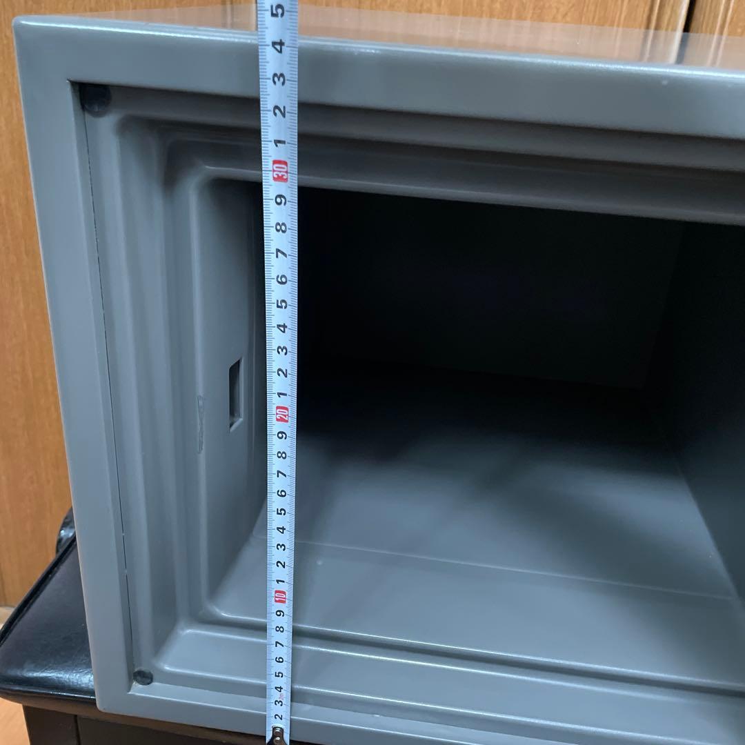 【お値下げ中】キング工業株式会社 とびら付き耐火庫　耐火金庫 セキュリティ日本製