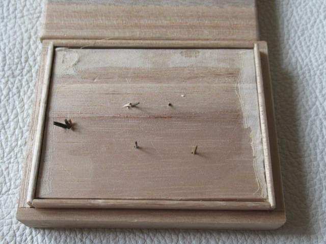 未使用江戸後期◆金工『中川一匠』刀装具 表：槍と老人 裏：山・松・家 風景片切彫