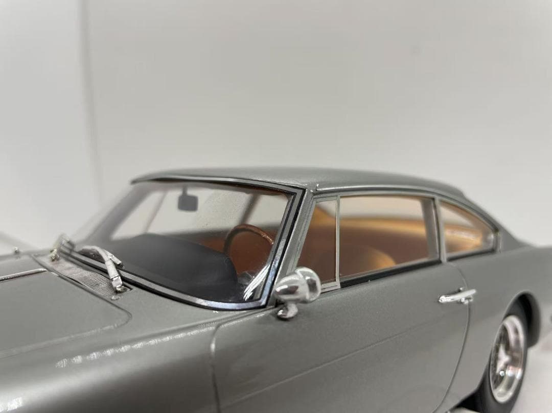 601-101 Matrix 1/18 フェラーリ 250GT-E Coupe