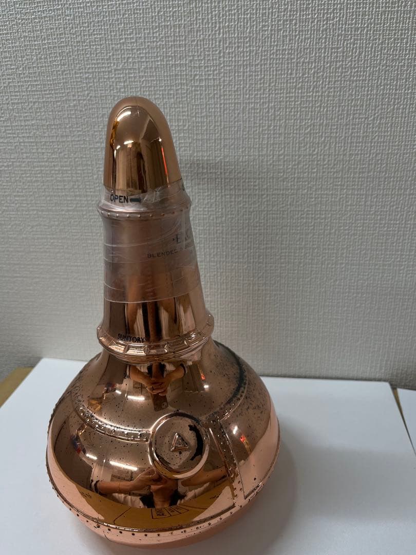 【未開栓・特級】サントリー古酒ポットスチル型ボトル ウイスキー760ml 43%