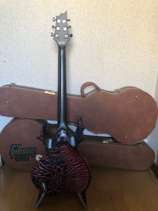 ギター SPEAR Ragnarok Volcano