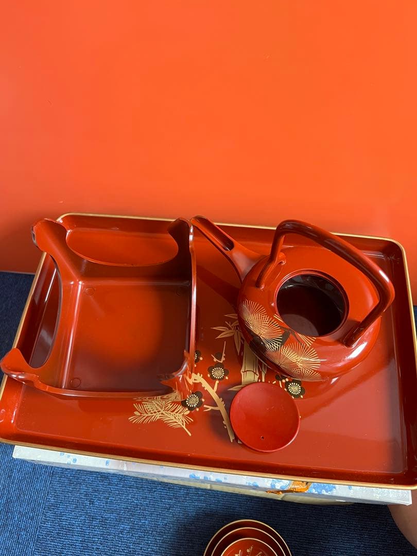 1372 屠蘇器　松くり足　四ッ揃　赤口　松竹梅　未使用