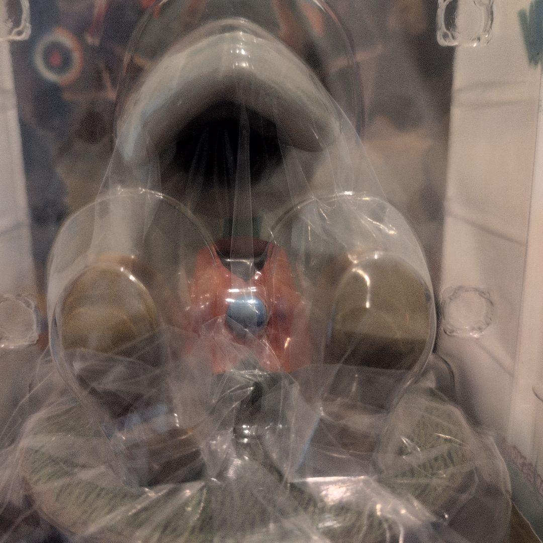 新品未開封 moon 透明の少年 フィギュア 予約特典付き 豆魚雷