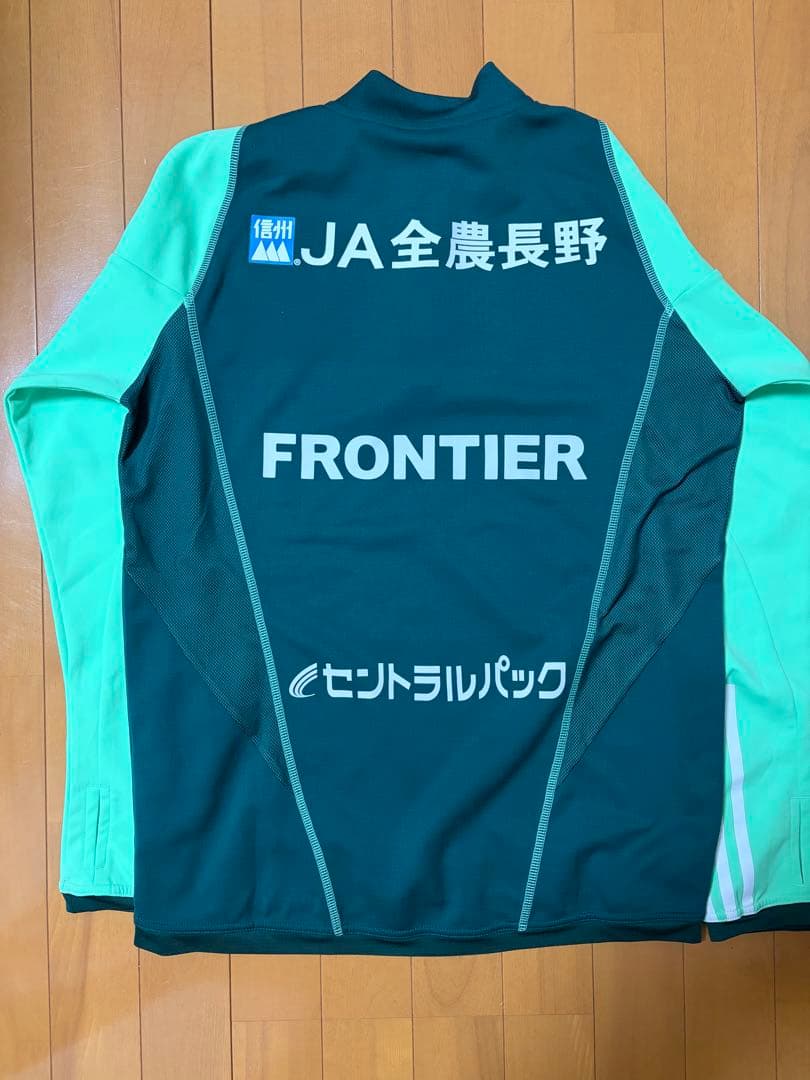 松本山雅　トレーニングハーフジップ