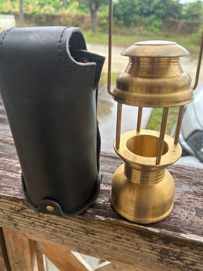 ゴールゼロ真鍮シェード専用ケース付き