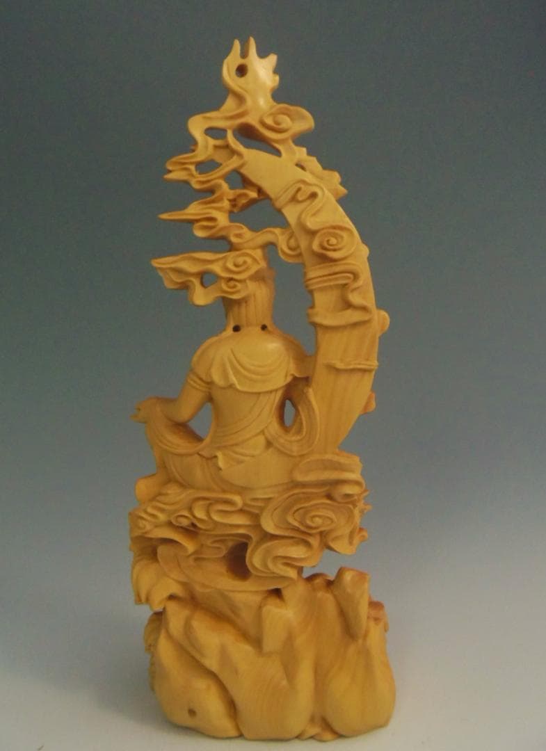 お値打ち価格! 木彫 三日月観音菩薩像 観音様 柘植