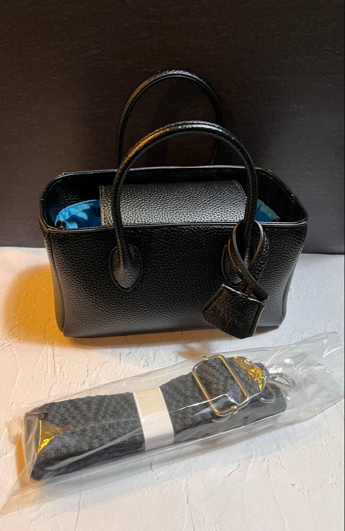 MAIJANI FIATマイアーニ　フィアット　2026年　ショルダーバック