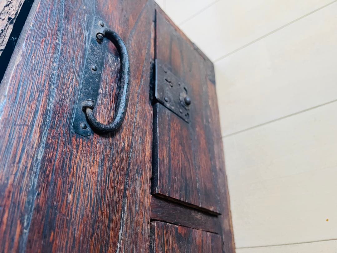 アンティーク　古い木味、テレビボード　テレビ台　ドロワー　サイドボード　薬箪笥