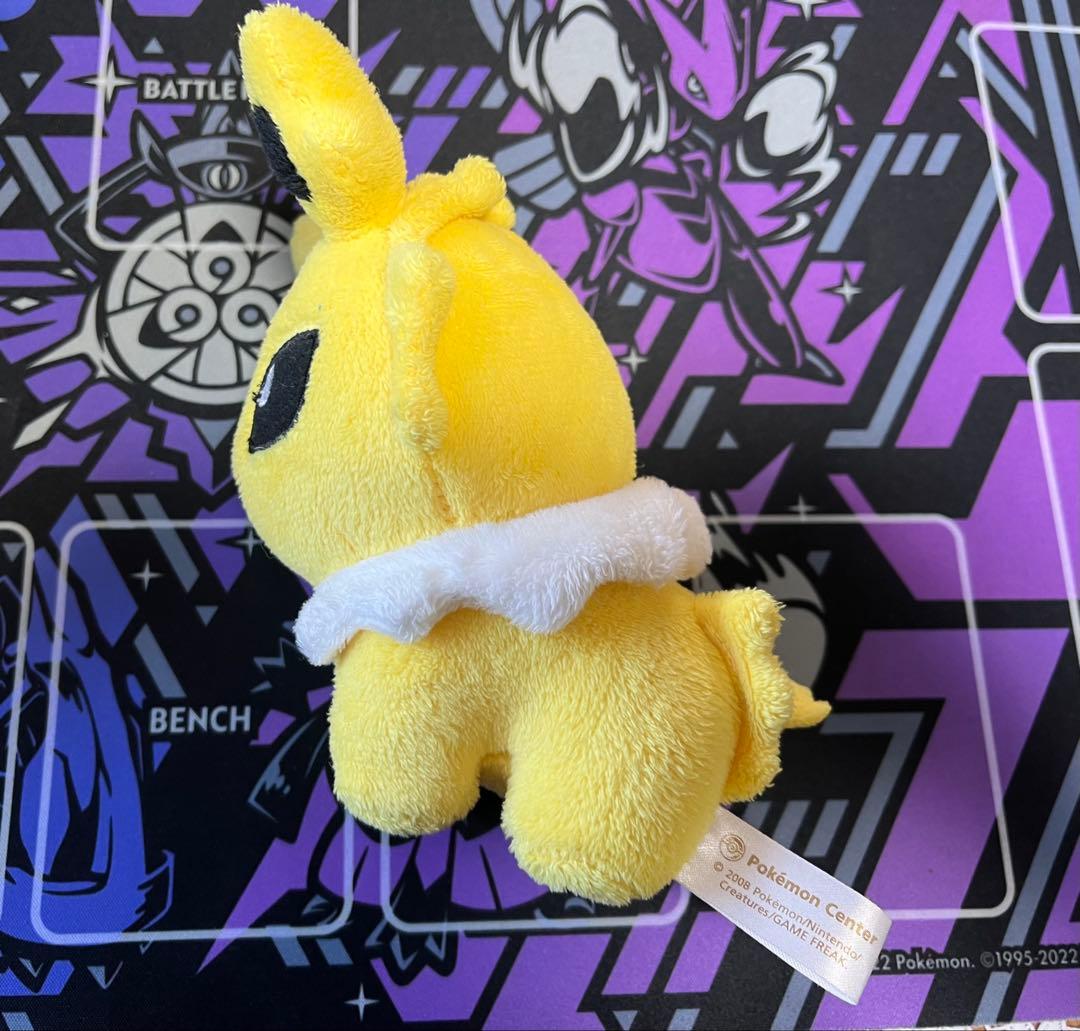 ポケモンセンター　サンダースドール　2008年　pokemon 当時もの　レア