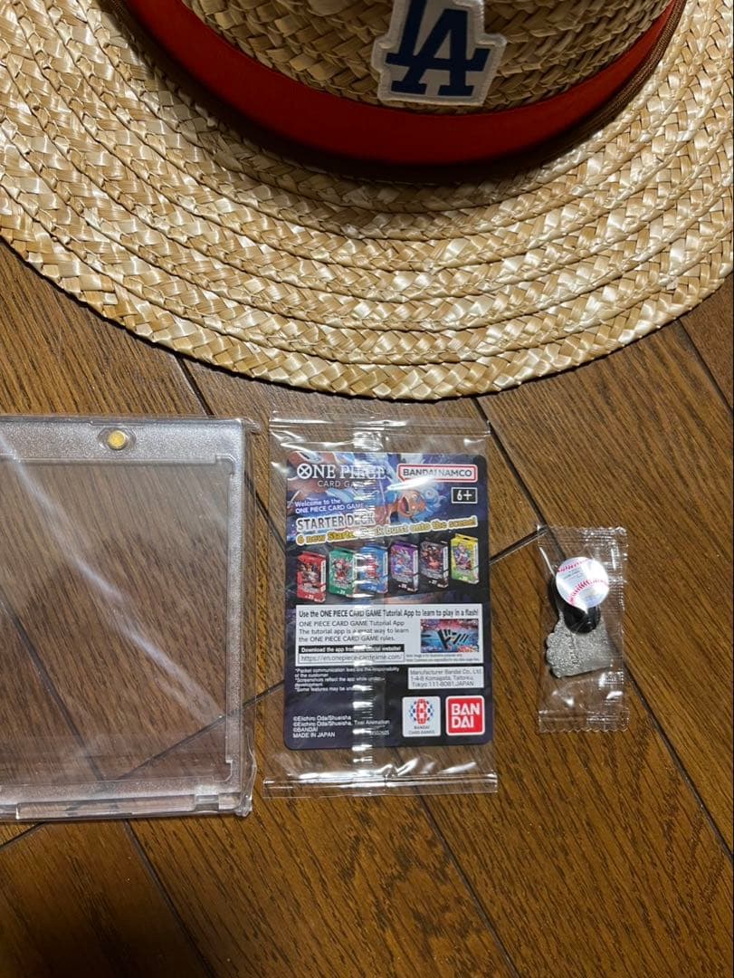 ドジャース＆ワンピースカード＋麦わら帽子、バブルヘッド、ANA限定ピン大谷シャツ