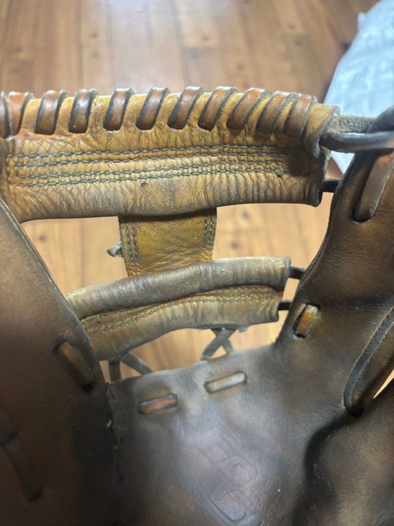 アシックス　ゴールドステージ　硬式　内野手用 軟式でも可