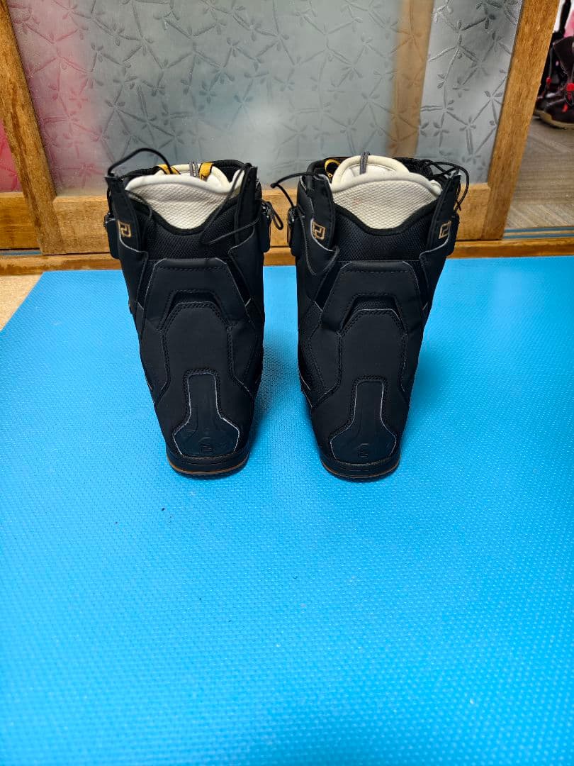 雷電・・・ ！DEELUXE ID 6.3 27.5cm