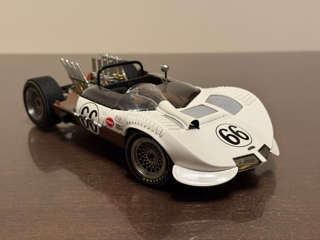 1/18 AUTOart Chaparral ホワイト 66