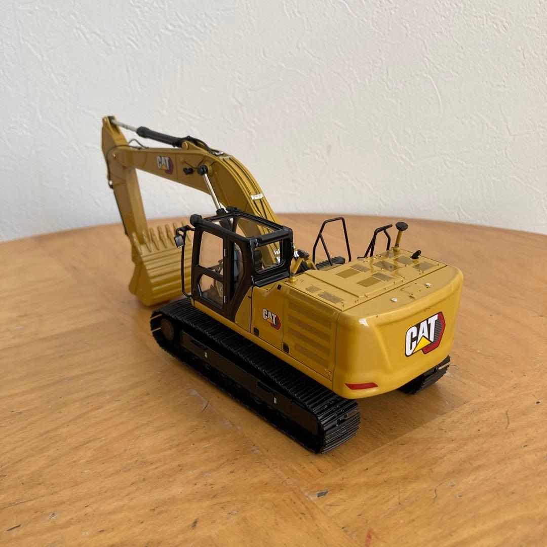 キャタピラー DMハイラインシリーズ 1/50 CAT330 ショベルカー