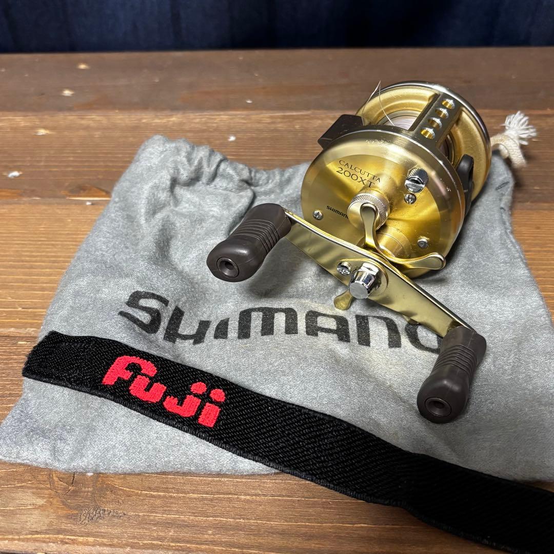 SHIMANO CALCUTTA カルカッタ 200XT