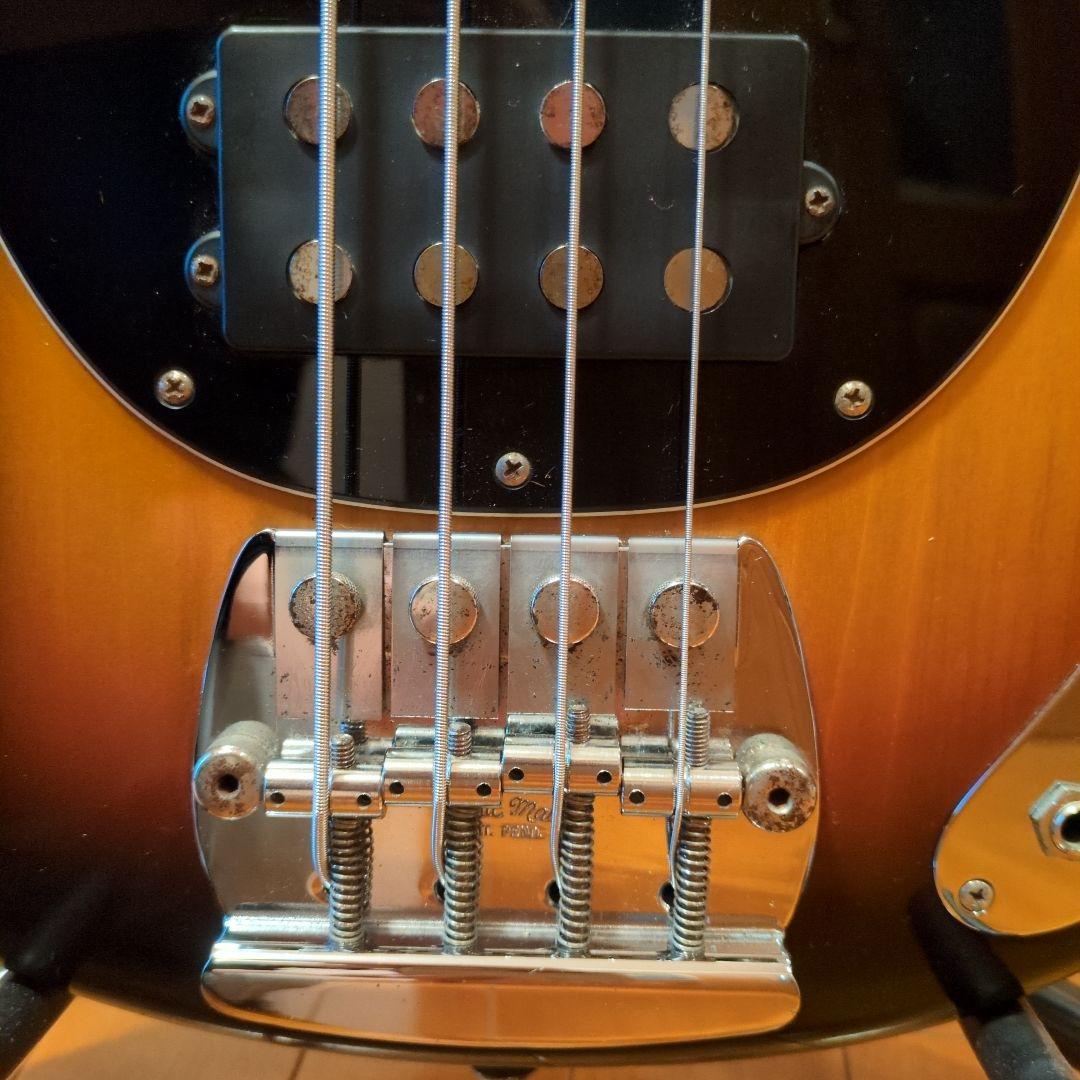 ミュージックマン スティングレイ ベース ヴィンテージ