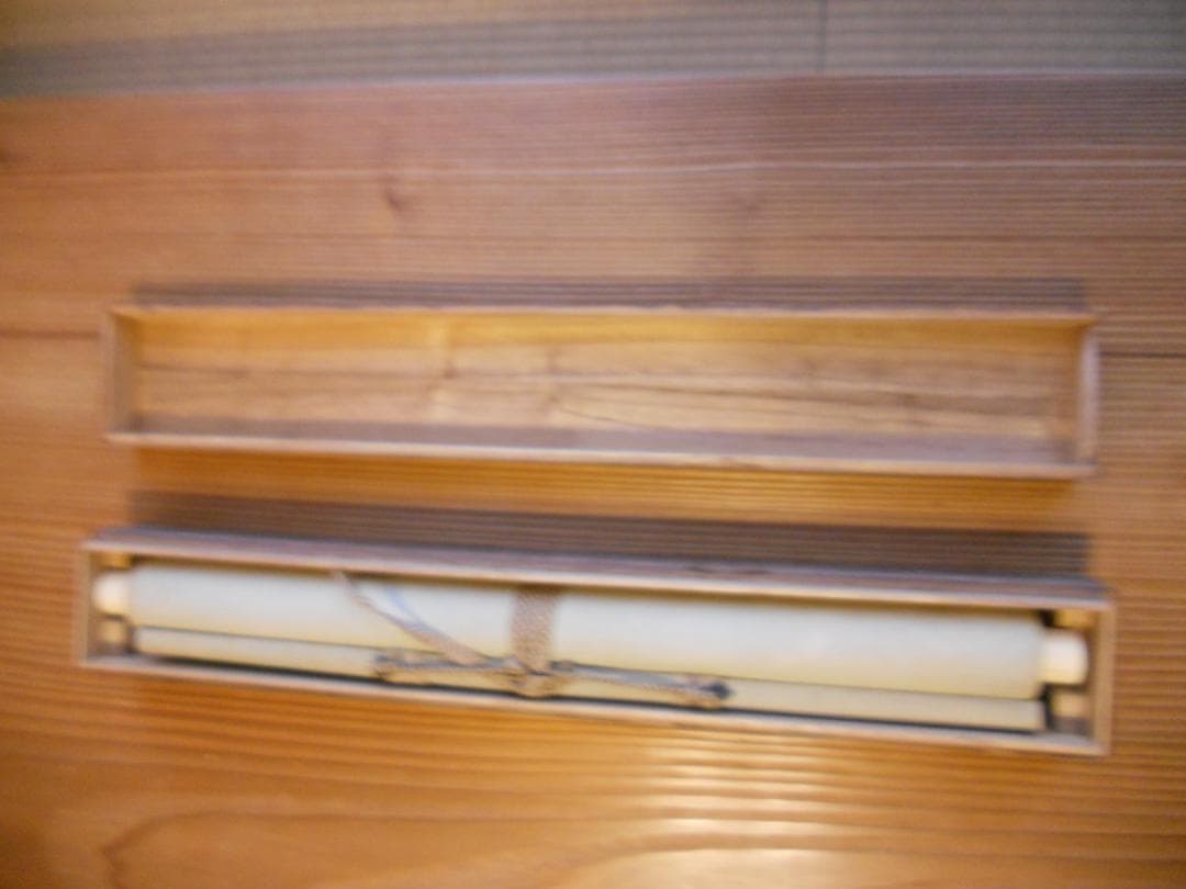 掛け軸 嶺亭 桜と武者 絹本 希少 軸装 茶道具 掛軸 美品 です。