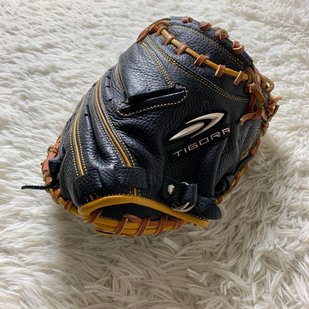 美品■TIGORA キャッチャーミット ブラック　黒　軟式用