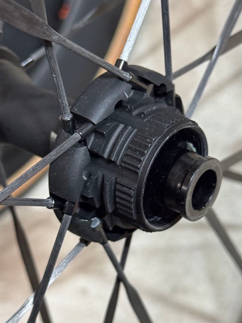 CADEX 50ULTRAチューブレホイールセット