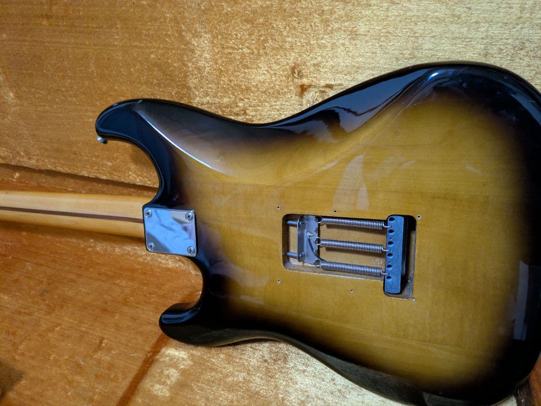 Squier japan sst-30 85-87年 Eシリアル