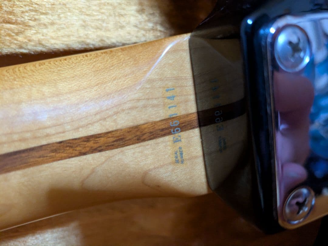 Squier japan sst-30 85-87年 Eシリアル