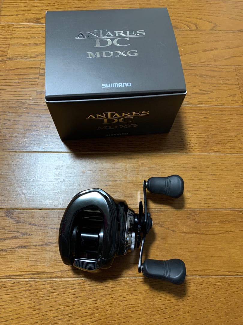 23アンタレスDCMD 右巻き　シマノ　ベイト　リール
