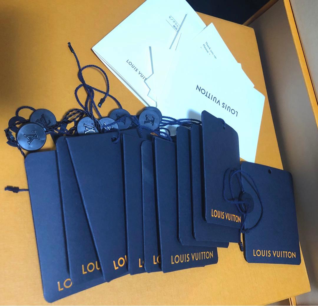 最終価格　ルイヴィトン　Tシャツ等衣類、マフラー等空箱　薄型タイプ16箱