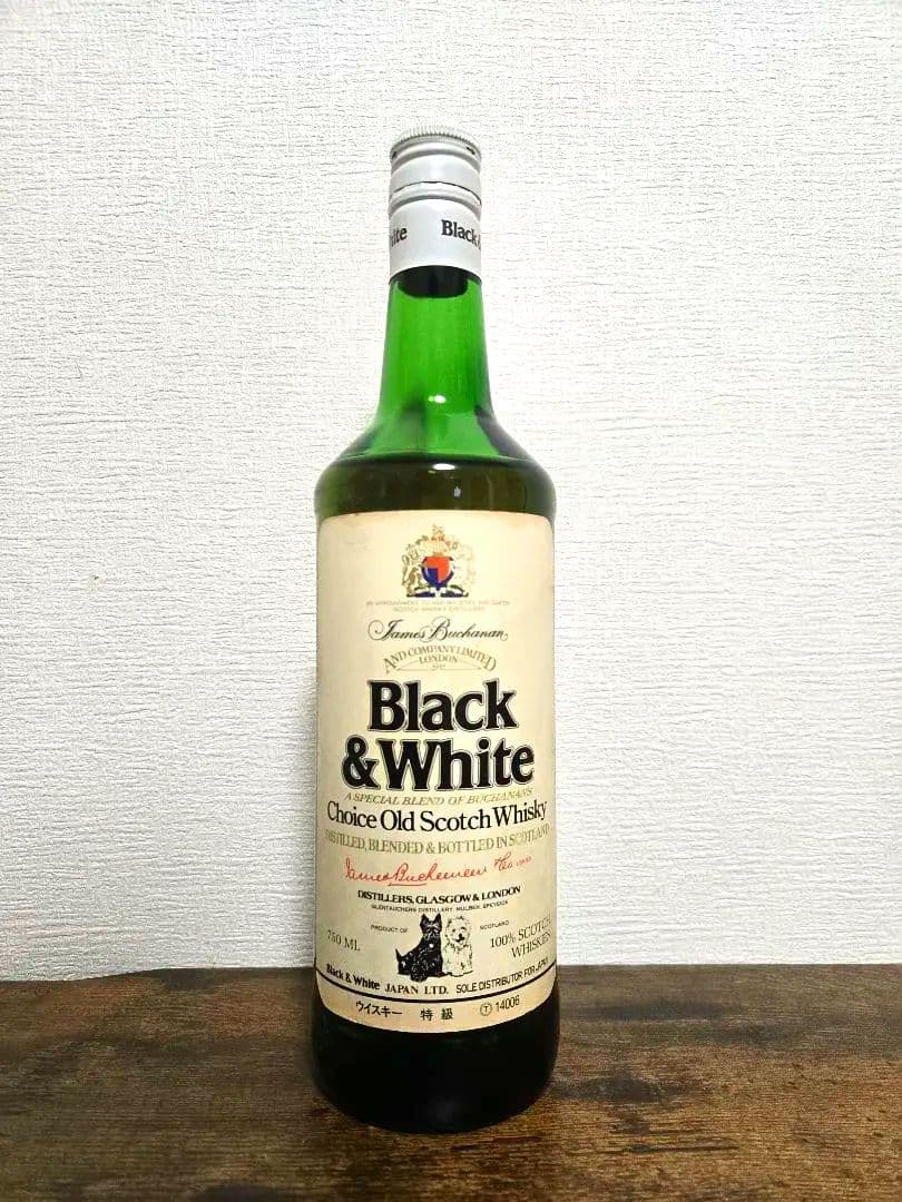 Black & White スコッチウイスキー 750ml　特級