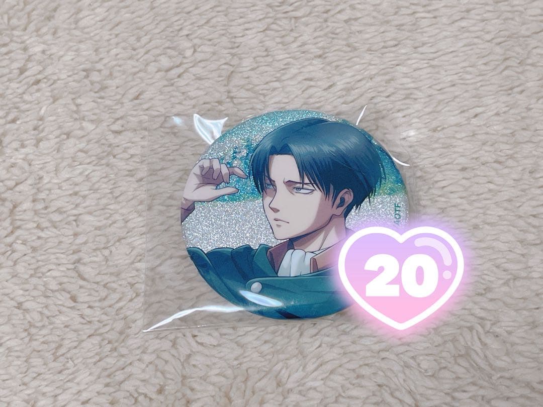 リヴァイ 缶バッジ ラメキラ