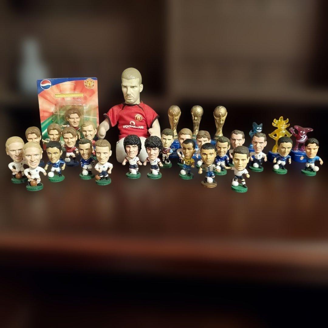 サッカー選手フィギュアセット 30体セット