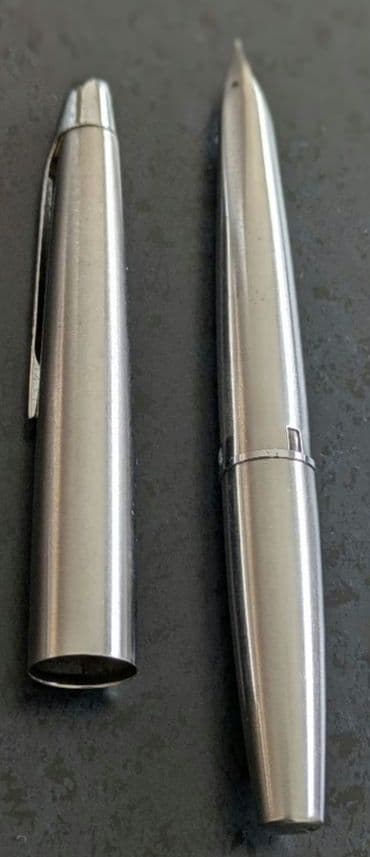 昭和レトロ　パイロット　ペン先一体型　万年筆　H474