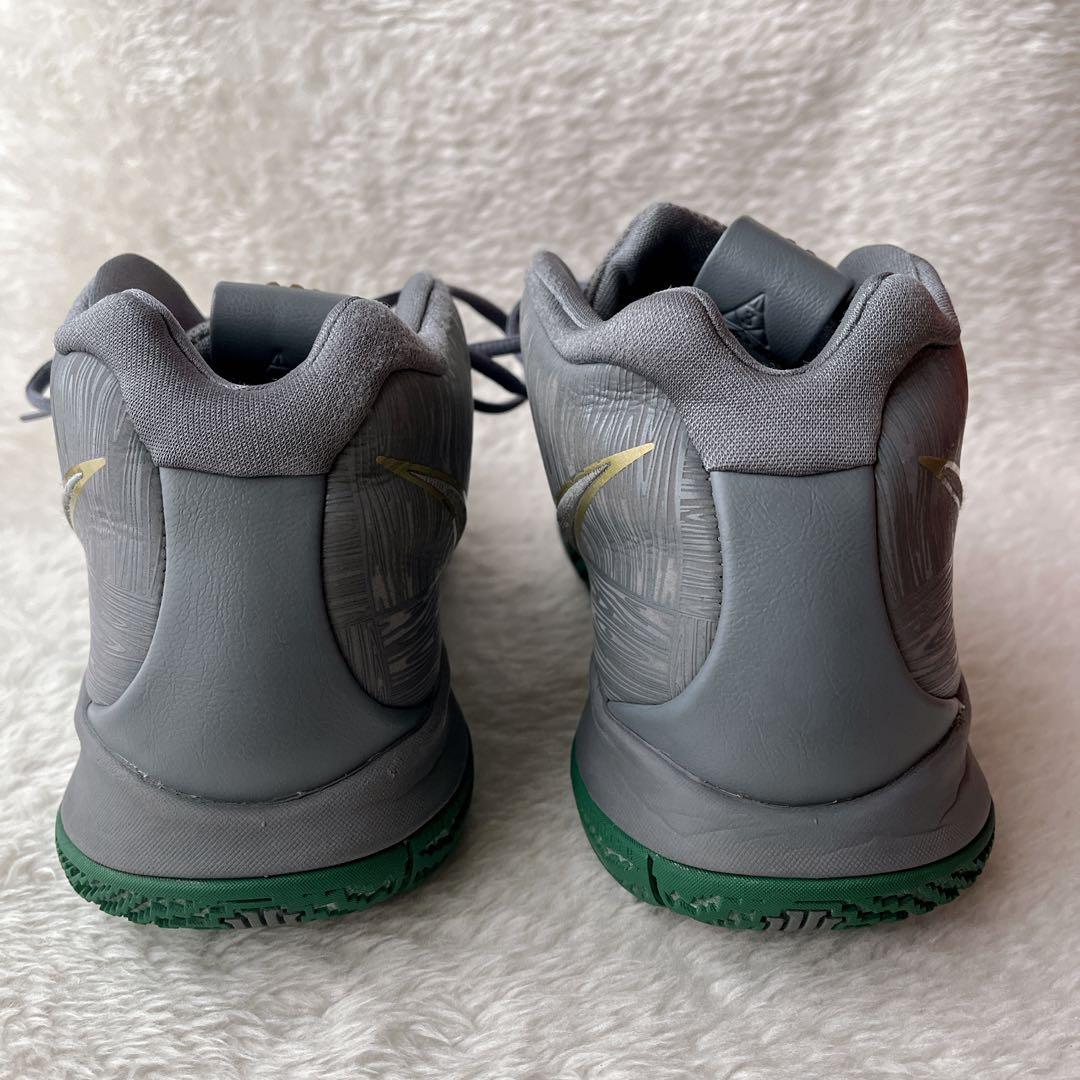 カイリー4 バッシュ　kyrie4 グレー　26cm