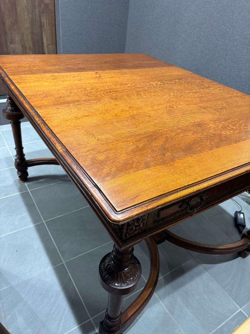 アンティーク　センターテーブル　オーク材テーブル　40万