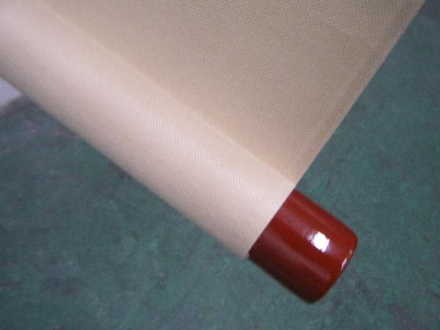 【未使用品】掛軸 長持梅生『富士山水』日本画 絹本 箱付 掛け軸 L01619